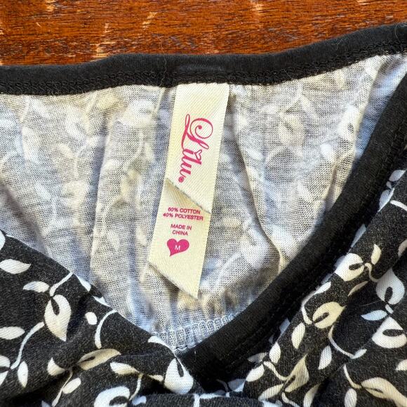 Lilu Black Floral Tank Top - Size M - Sleeveless Casual - Picture 3 of 4